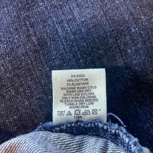 Fantastic Gap Curvy Jeans - Picture 8 of 10